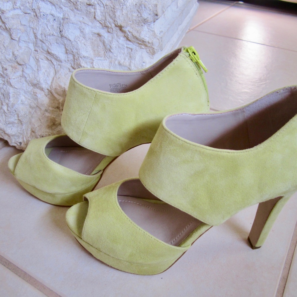 BCBG Lime Green Suede Open Toe Platform Heel